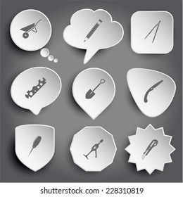 Radkarren, Bleistift, Kaliber, Radspanner, Spade, Handsäge, Wal, Handbohrer, Messer. Weiße Vektorknöpfe auf Grau.