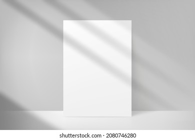 Modelación en blanco. Papel vacío para impresiones visuales. Afiche de diseño de maquetas, postal, tarjeta, volante, pancarta, pancarta, volante, plantilla, imagen. Sombra en la pared desde la luz de la ventana. Ilustración del vector