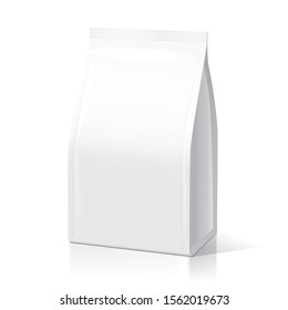 White blank pack realistic vector. Bag or pouch for snacks, sweets and coffee, illustrations isolated on transparent background, mock up.