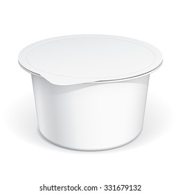 White blank plastic container for sour cream, yogurt, jams and other products. MockUp Template For Your Design. Vector illustration.