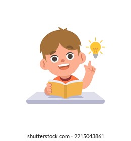 Ein weißer Junge bekommt eine Idee auf dem Schreibtisch mit einem Buch und einer Glühbirne, Zeichenkarikatur, Vektordesign auf weißem Hintergrund. Kinder- und Bildungskonzept.
