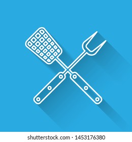 White Crossed fork and spatula line icon isolated with long shadow. BBQ fork and spatula sign. Barbecue and grill tools. Vector Illustration