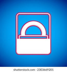 White Diamond Verlobungsring in einer Box Symbol einzeln auf blauem Hintergrund.  Vektorgrafik