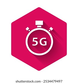 Concepto de medidor de velocidad digital blanco con icono 5G aislado con sombra larga. Tecnología de velocidad de datos de conexión de red global de alta velocidad. Botón hexagonal rosa. Vector