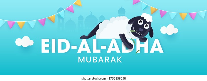 Texto blanco de Eid-Al-Adha Mubarak con ovejas de caricatura y banderas de Bunting coloridas sobre el fondo de la Mezquita Azul de Silhouette.