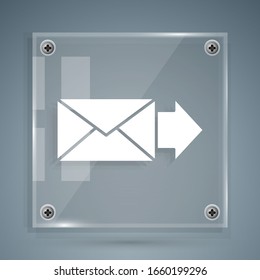 Icono sobre blanco aislado en fondo gris. Símbolo de carta de mensaje de correo electrónico. Paneles de vidrio cuadrado. Ilustración vectorial
