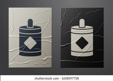 Icono de White Firework aislado en fondo de papel desmimado. Concepto de fiesta divertida. Símbolo pirotécnico explosivo. Estilo de arte de papel.  Ilustración vectorial