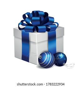 caja de regalo blanca con un arco azul en forma de flor, con una bola de Navidad con un adorno y un vector de juguete navideño rojo, ilustración aislada de un regalo empaquetado sobre un fondo blanco. 