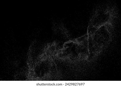 Weiße, körnige Textur. Abstrakte Staubüberlagerung. Kornrauschen. Weiße Explosion auf schwarzem Hintergrund. Splash Realistischer Effekt. Vektorgrafik, eps 10.  