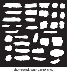 White Grunge Brushes. Grunge Texture. Brush Painting. Watercolor Vintage. Dirty Art Paint. Distress frame. Dirty Brushes. Grunge Design. Brush Paint. Watercolor Drawing. 