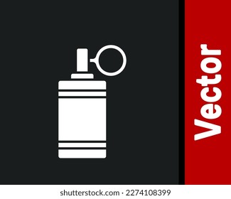 Icono de granada de mano blanca aislado en fondo negro. Explosión de bomba.  Vector
