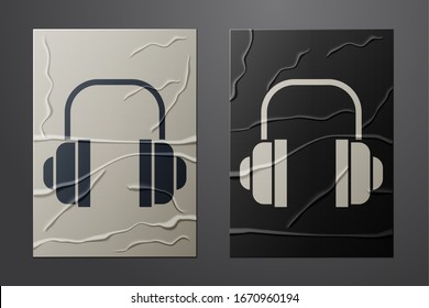 Icône Casques blancs isolée sur fond papier grunge. Support du service client, hotline, centre d'appels, faq, maintenance. Style papier. Illustration vectorielle
