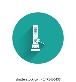 White High striker attraction with big hammer icon isolated with long shadow. Attraction for measuring strength. Amusement park. Green circle button. Vector Illustration