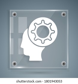 Icono humano blanco y virus aislado en fondo gris. Virus Corona 2019-nCoV. Bacterias y gérmenes, cáncer celular, microbio, hongos. Paneles de vidrio cuadrado. Ilustración vectorial