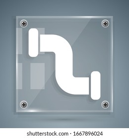 Weiße Industrie-Metallrohrsymbol einzeln auf grauem Hintergrund. Rohrleitungsteile verschiedener Formen. Viereckige Glasplatten. Vektorillustration-Illustration