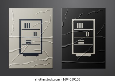 Icono de la estantería de la Biblioteca Blanca aislado sobre fondo de papel desmitificado. Estilo de arte de papel. Ilustración vectorial