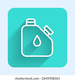Linha branca Canister para líquidos inflamáveis ícone isolado com sombra longa. Óleo ou biocombustível, produtos químicos explosivos, substâncias perigosas. Botão quadrado verde. Vetor