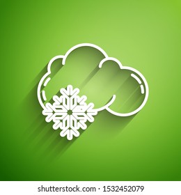 White line Cloud with snow icon isolated on green background. Cloud with snowflakes. Single weather icon. Snowing sign.  Vector Illustration