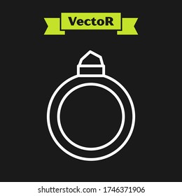 Línea blanca Icono del anillo de compromiso de diamantes aislado en fondo negro.  Vector