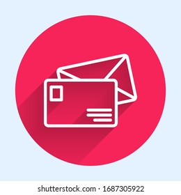 Icono sobre línea blanca aislado con una sombra larga. Símbolo de carta de mensaje de correo electrónico. Botón de círculo rojo. Ilustración vectorial