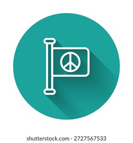 Icono de la paz de la bandera de la línea blanca aislado con el fondo largo de la sombra. Hippie símbolo de paz. Botón de círculo verde. Vector