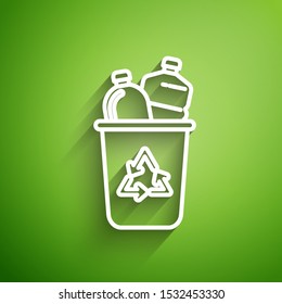 White line Recycle bin with recycle symbol icon isolated on green background. Trash can icon. Garbage bin sign. Recycle basket sign.  Vector Illustration