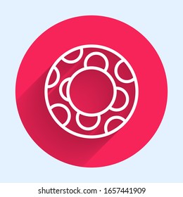 Weiße Linie Gummi Schwimmring Symbol einzeln mit langem Schatten. Rettungsschwimmer für den Strand, Rettungsgürtel für die Rettung von Menschen. Roter Kreis-Knopf. Vektorillustration-Illustration