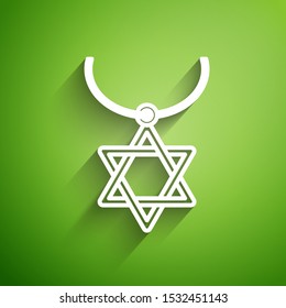 White line Star of David necklace on chain icon isolated on green background. Jewish religion symbol. Symbol of Israel. Jewellery and accessory.  Vector Illustration