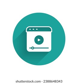 White Live streaming online videogame play icon isolated with long shadow background. Green circle button. Vector