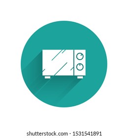 White Microwave oven icon isolated with long shadow. Home appliances icon. Green circle button. Vector Illustration
