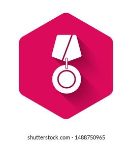 White Military reward medal icon isolated with long shadow. Army sign. Pink hexagon button. Vector Illustration