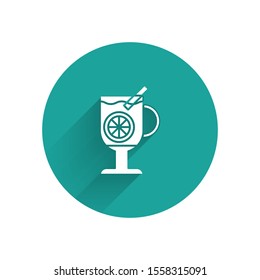 White Mulled wine with glass of drink and ingredients icon isolated with long shadow. Cinnamon stick, clove, lemon slice. Green circle button. Vector Illustration