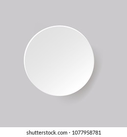 Weißes Rundpapier mit Schatten auf neutralem grauem Hintergrund. Vorlage für Text.