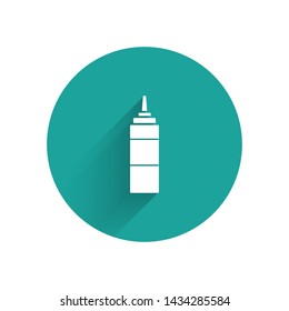 White Sauce bottle icon isolated with long shadow. Ketchup, mustard and mayonnaise bottles with sauce for fast food. Green circle button. Vector Illustration