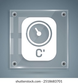 Icono blanco del termómetro de la sauna aislado en fondo gris. Sauna y equipo de baño. Paneles de vidrio cuadrados. Vector