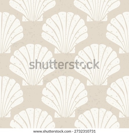 White seashells seamless pattern, vintage style vector illustration.