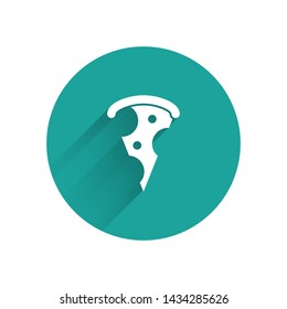 White Slice of pizza icon isolated with long shadow. Fast food menu. Green circle button. Vector Illustration