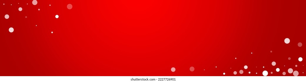 weißer, schneebedeckter, roter panoramischer Hintergrund. Hellgrauer Schneefall-Muster. Schneeflocken Fantasy-Hintergrund.