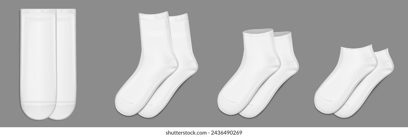 Conjunto de calcetines blancos aislados sobre fondo. Ilustración vectorial realista de maqueta de ropa de pie, calzado corto y largo hasta el tobillo de algodón orgánico o tela sintética, diseño de moda femenina o masculina