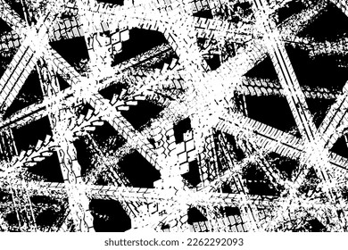 Impresión de la banda de rodadura de neumáticos blancos o pista de auto con efecto de granulado sobre el fondo negro sin fisuras. Huella de ruedas de bicicleta o vehículo con textura perfecta. Vista superior de las marcas protectoras de caucho en la carretera