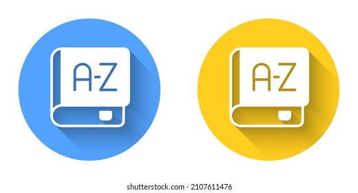 Icono del libro del Traductor Blanco aislado con fondo de sombra larga. Iconos de conversación en idioma extranjero en la burbuja de habla de chat. Traducción del concepto. Botón Círculo. Vector