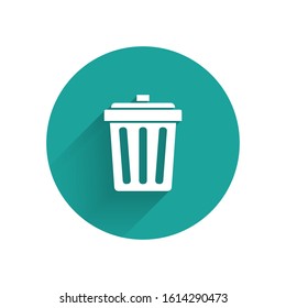 White Trash can icon isolated with long shadow. Garbage bin sign. Recycle basket icon. Office trash icon. Green circle button. Vector Illustration