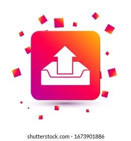 Icono de bandeja de entrada en blanco aislado en fondo blanco. Botón Color cuadrado.  Ilustración vectorial