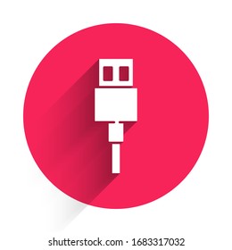 Icono de cable USB blanco aislado con una sombra larga. Conectores y enchufes para PC y dispositivos móviles. Botón de círculo rojo. Ilustración vectorial