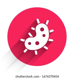 Das Symbol des weißen Virus einzeln auf langen Schatten. Corona-Virus 2019-nCoV. Bakterien und Keime, Zellkrebs, Mikrobe, Pilze. Roter Kreis-Knopf. Vektorillustration-Illustration