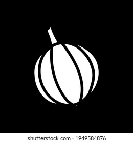 Whole onion dark mode glyph icon. Fresh vegetable for cooking. Grocery product and foodstuff. Recipe ingredient. White silhouette symbol on black space. Vector isolated illustration