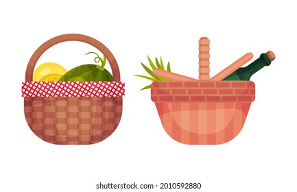 Cesta de picnic de mimbre o martillo lleno de material alimentario