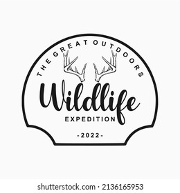 Vector del logotipo de la expedición al aire libre de vida silvestre