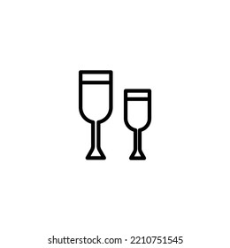 wine glass concept line icon. Simple element illustration. wine glass concept outline symbol design.