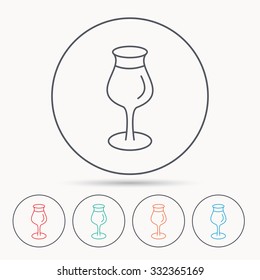 Wine glass icon. Goblet sign. Alcohol drink symbol. Linear circle icons.